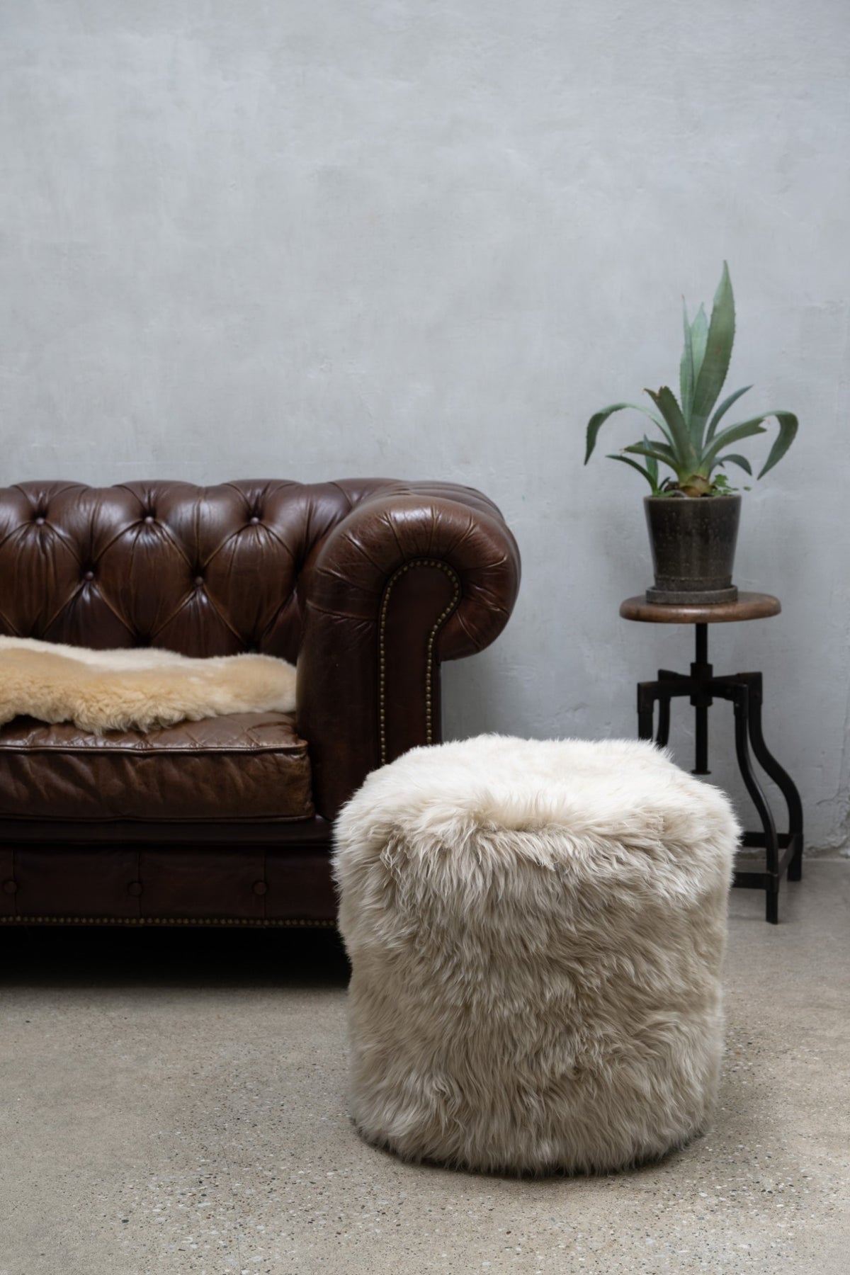 Mouton Stool —ムートンスツール